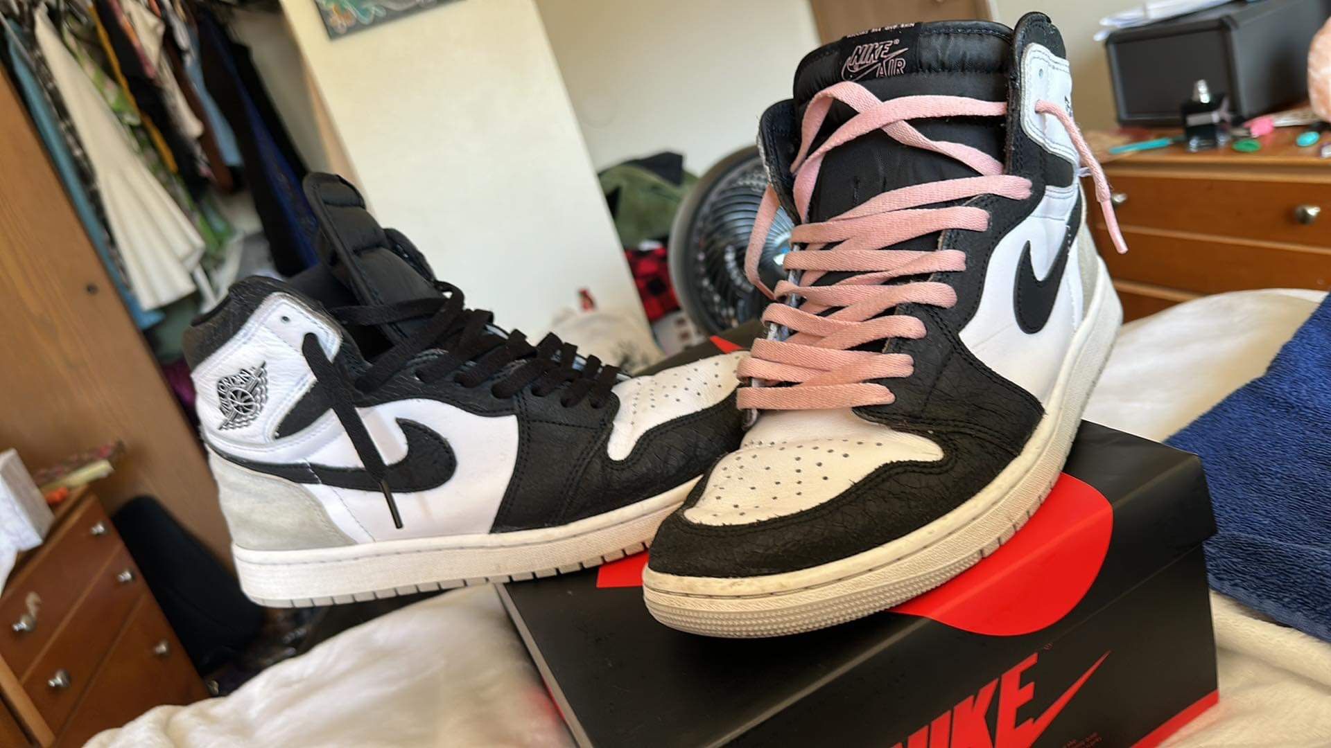 Jordan 1 “Stage Haze”