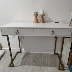 White And Gold Designer Desk With Wireless Charging Port