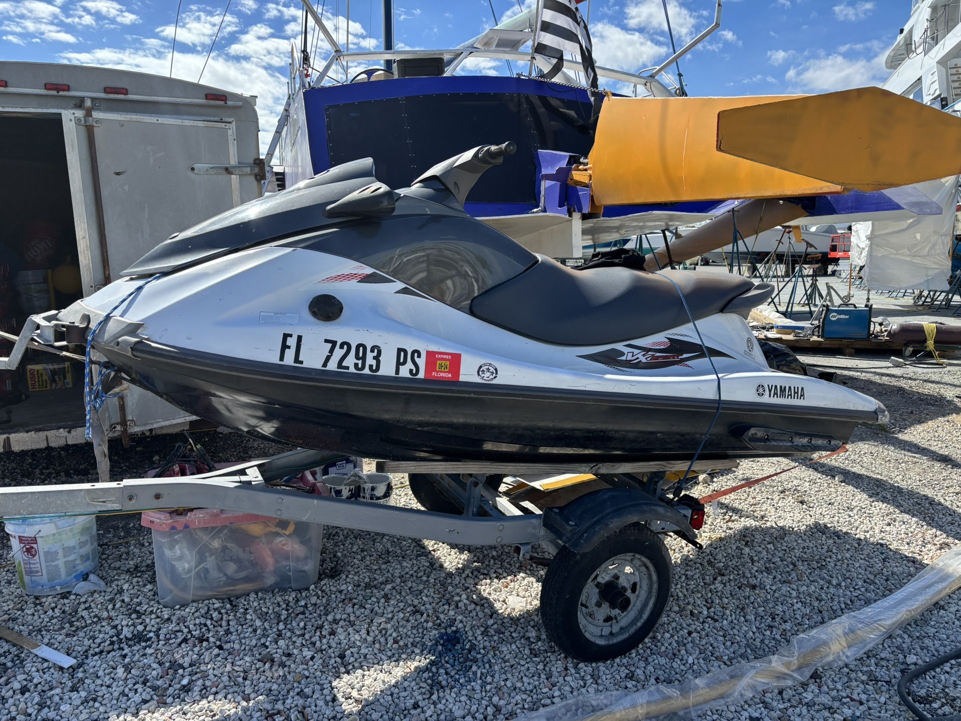 Yamaha Jet Ski VX Sport With Trailor Vests and Cover