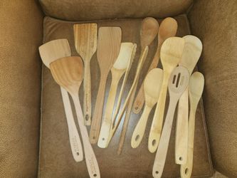 Wooden Kitchen Utensils Set