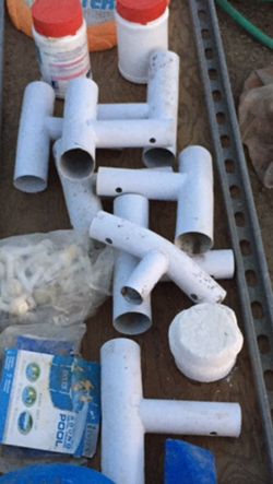 Intex connecting brackets