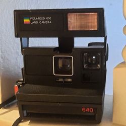 Antique Polaroid 600 Land Camera