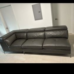 leather couch 
