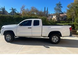 2021 Tacoma 4 cylinder white color