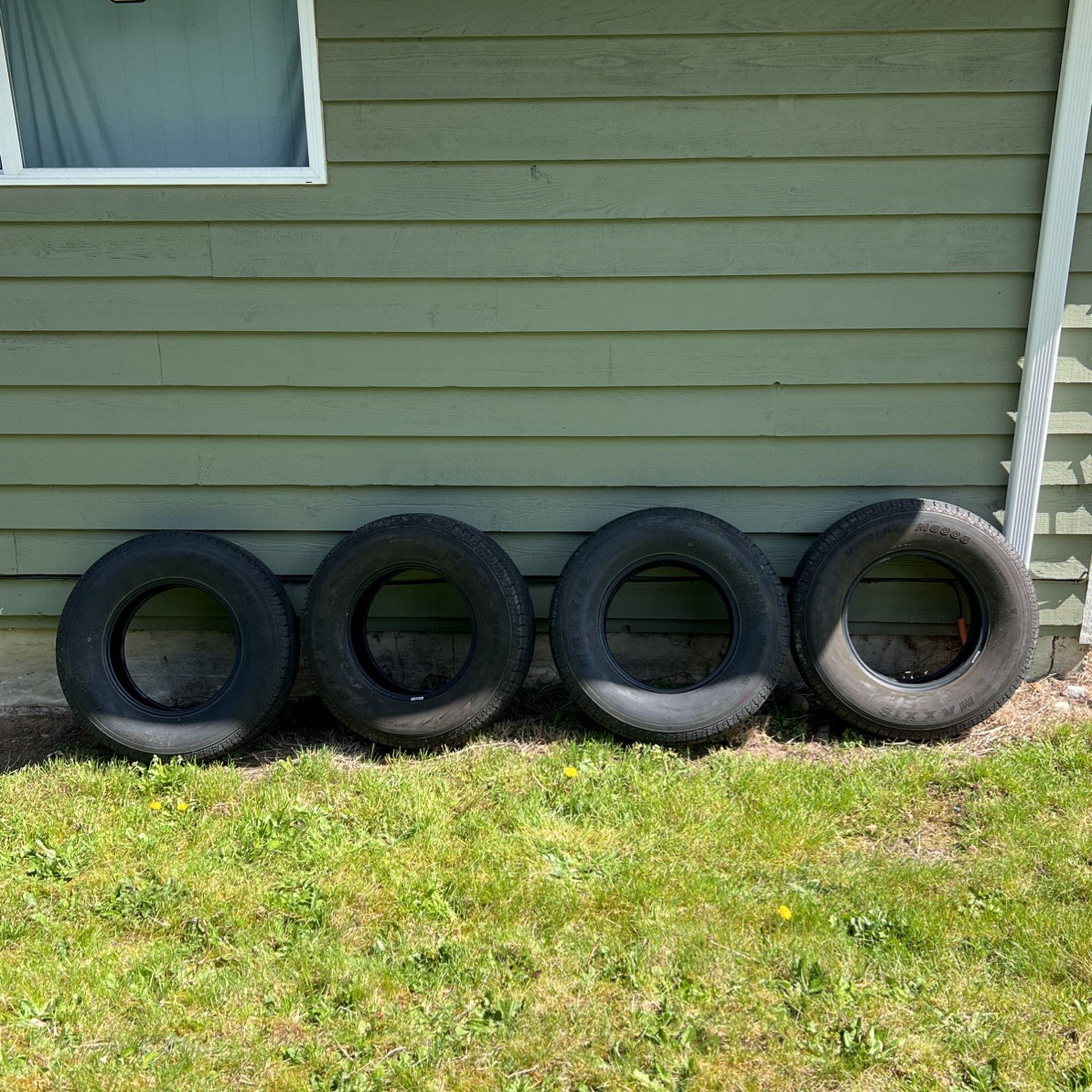 Trailer Tires Maxxis M8008