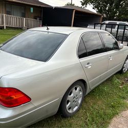 2002 Lexus LS 430