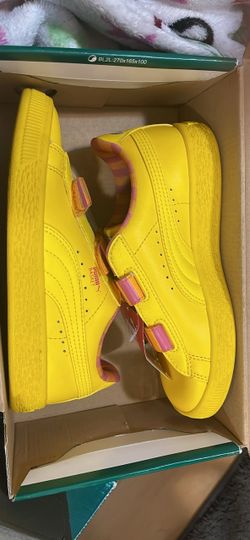 Puma sneakers