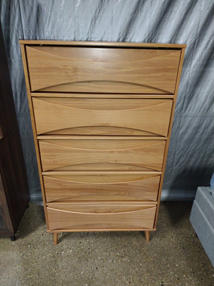 Mid-Century 5-Drawer Solid Wood Dresser - Caramel