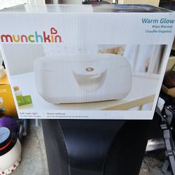 BABY WIPES WARMER AND DISPENSER New