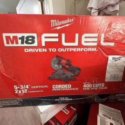 Milwaukee M18 FUEL ONE-KEY 18- volt Lithium-Ion Brushless Cordless 8-1/4 in. Table Saw Kit W/(1) 12.0Ah Battery & Rapid Charger