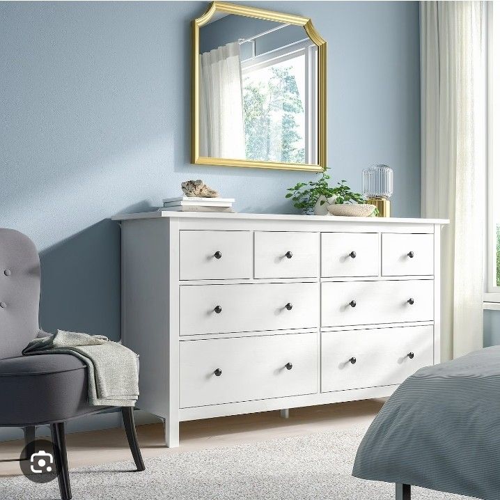 Like New Ikea HEMNES
8 drawer dresser, white stain