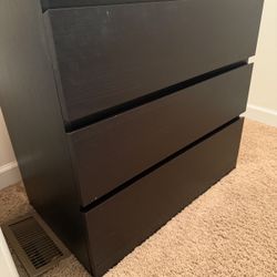 Black Drawers