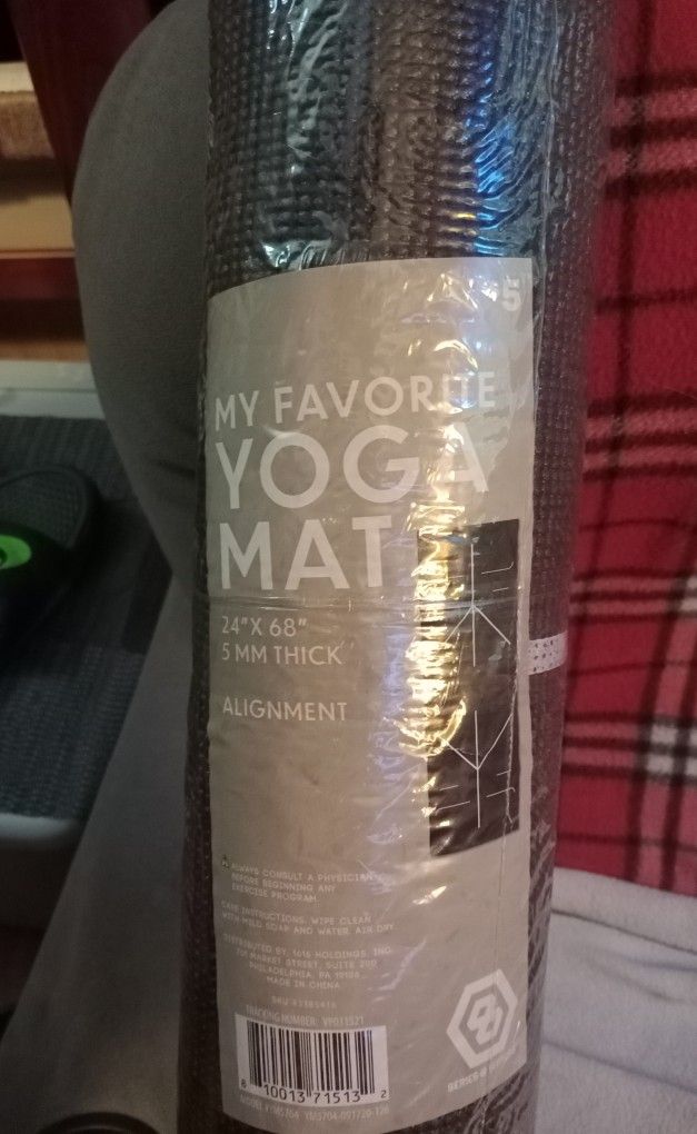 Yoga Mat - Brand New In Plastic Still!