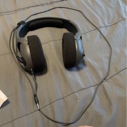 Headphone 