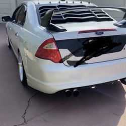 2010 Ford Fusion Rear Window Louver (Sport Style)