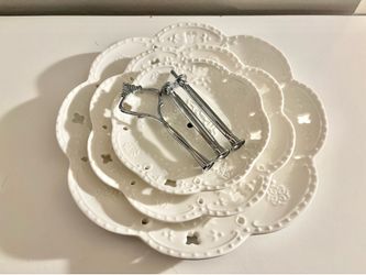 Three tier porcelain cupcake stand