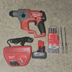 Milwaukee M12 FUEL SDS Plus Rotary Hammery w/ Red Lithium XC4.0 Battery - OPEN BOX *NEVER USED* 