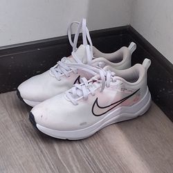 Nike Running Shoes Size 7