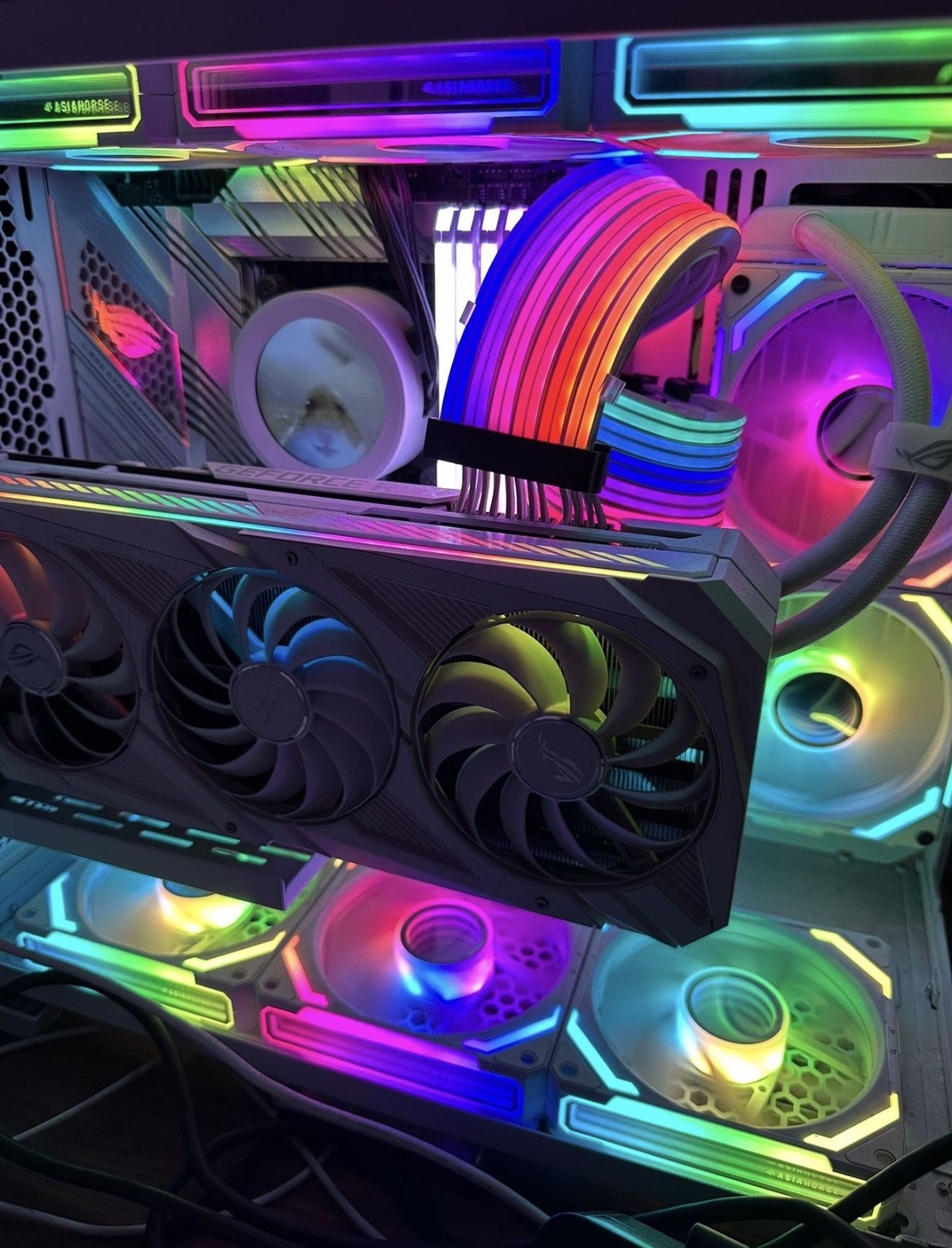 Custom White Gaming PC