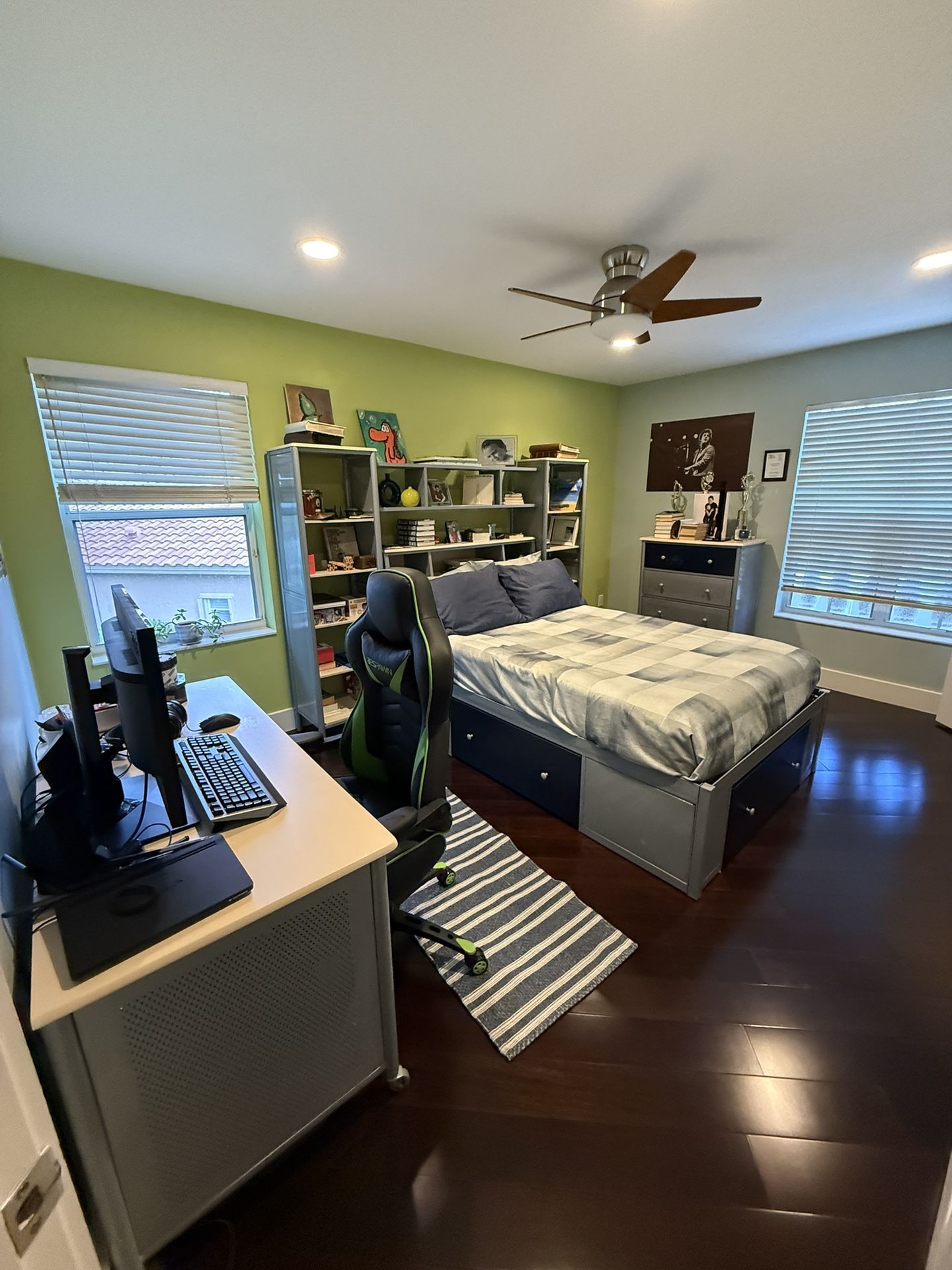 Metal bedroom set,Full bed with drawers and wall unit, dresser and computer table. Great condition.