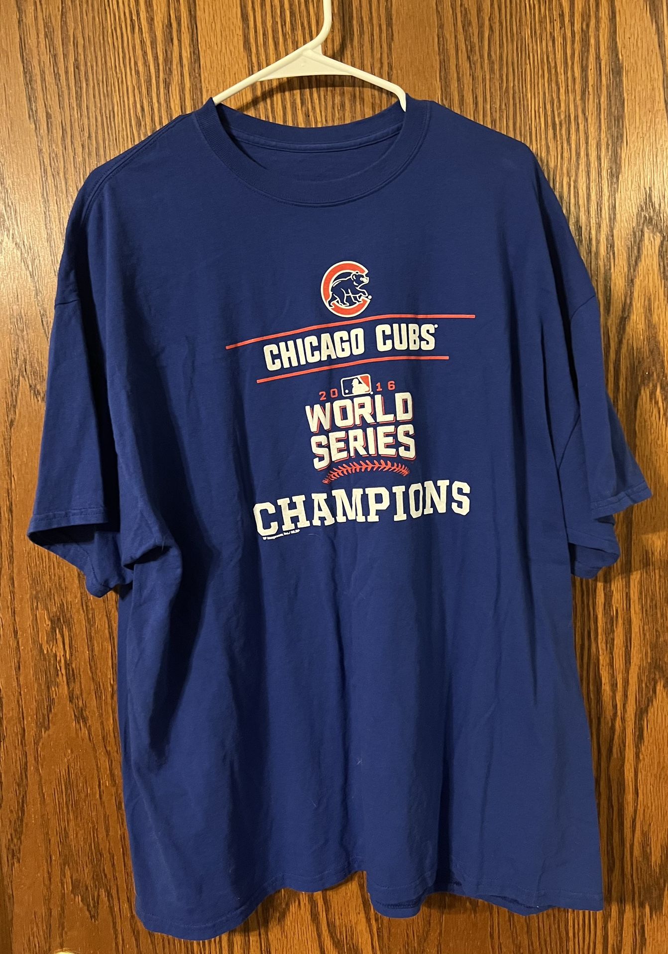2XL Chicago Cubs Tee Shirt