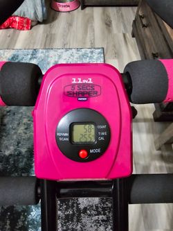 Ab workout machine