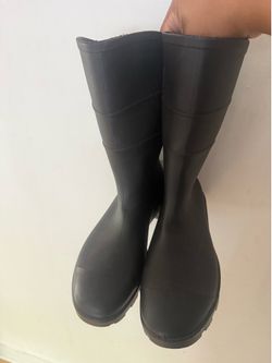 Rain shoes Size 13  galoshes boots