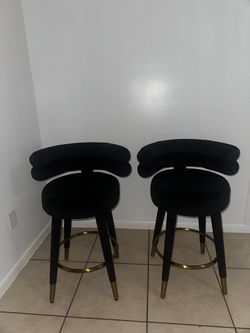Bar stools x2