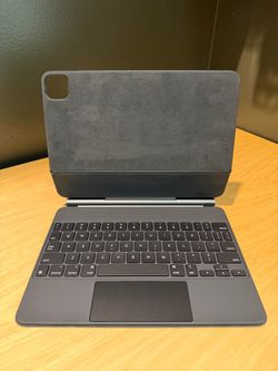 Apple Magic Keyboard for iPad Pro 11”