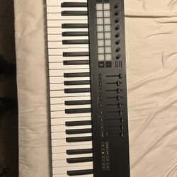 Novation Launchkey 49