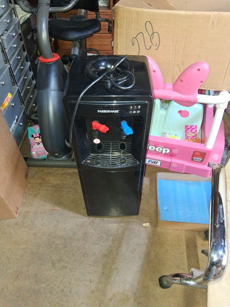 Farberware Water Cooler And Heater