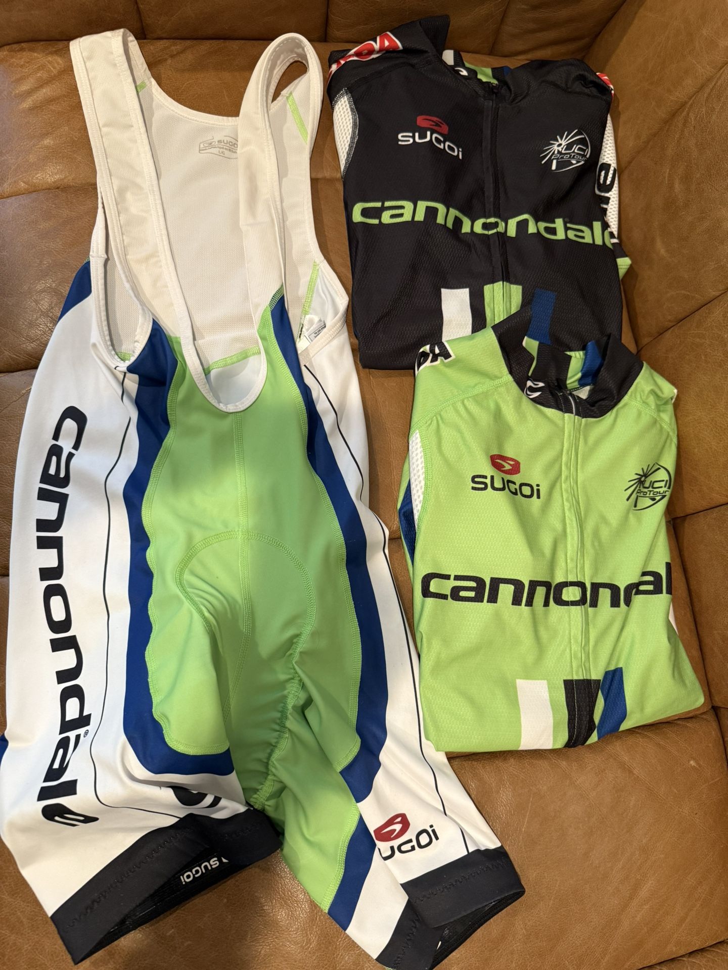 Cannondale Team Colors uniform