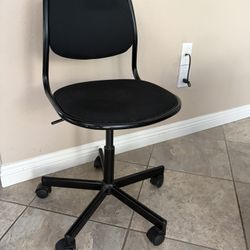 Small Rolling Desk Chair