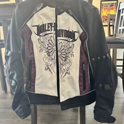 Women’s “Medium” Harley Davidson Riding Jacket