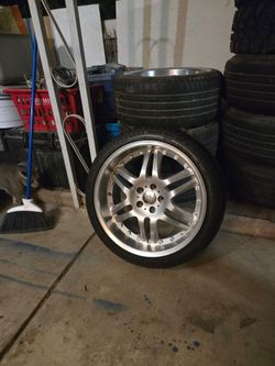 Set of 4 tires with rims for Mercedes