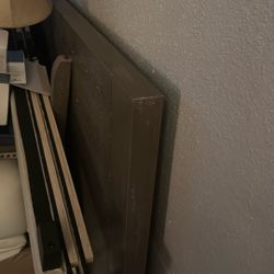 large almost brand new table  and use leather sofa electric 