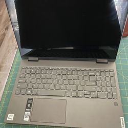 Lenovo Yoga C740 15.6”