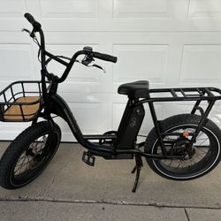 RAD RUNNER UTILITY BIKE LIKE NEW $1400 OBO