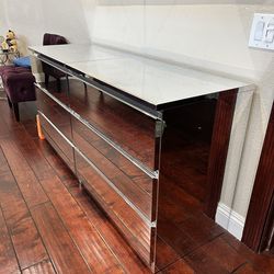 Set of 2 Modern Mirrored 3-Drawer Dressers