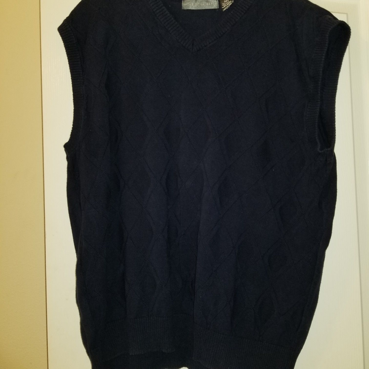 Oscar De La Renta Sweater Vest