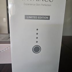 INVAINCU Red LED THERAPY