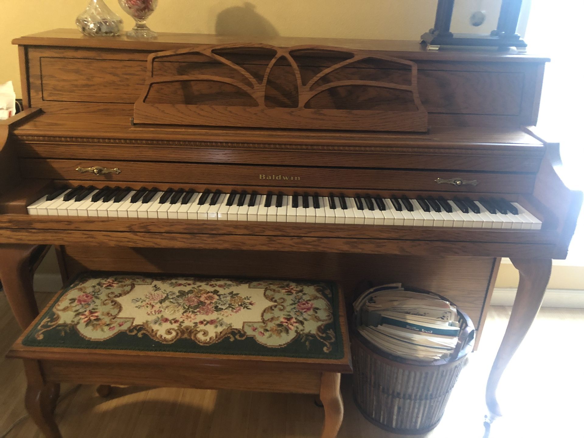 Baldwin piano