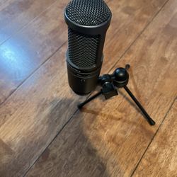 Audio Technica At2020 Microphone With Stand