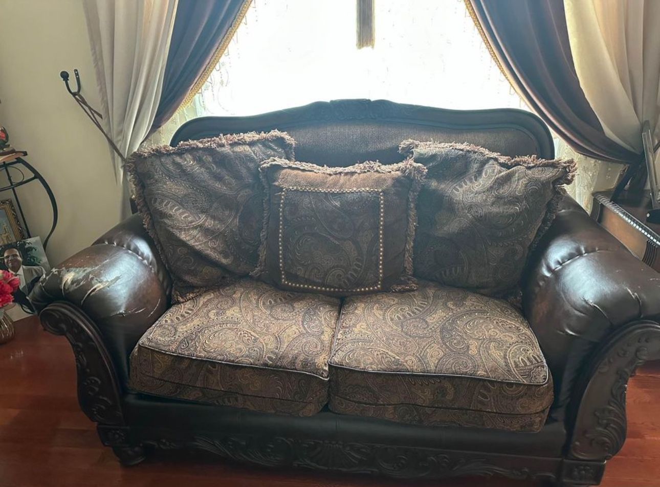 2 Couches, 8 Pillows, And 5 Couch Cushions