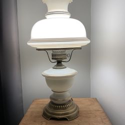 Vintage Quioizel Hurricane lamp 1978 With 3 Way Switch