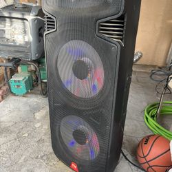 Bocina Con Radio