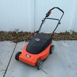 Black and decker 19 inch lawn hog 