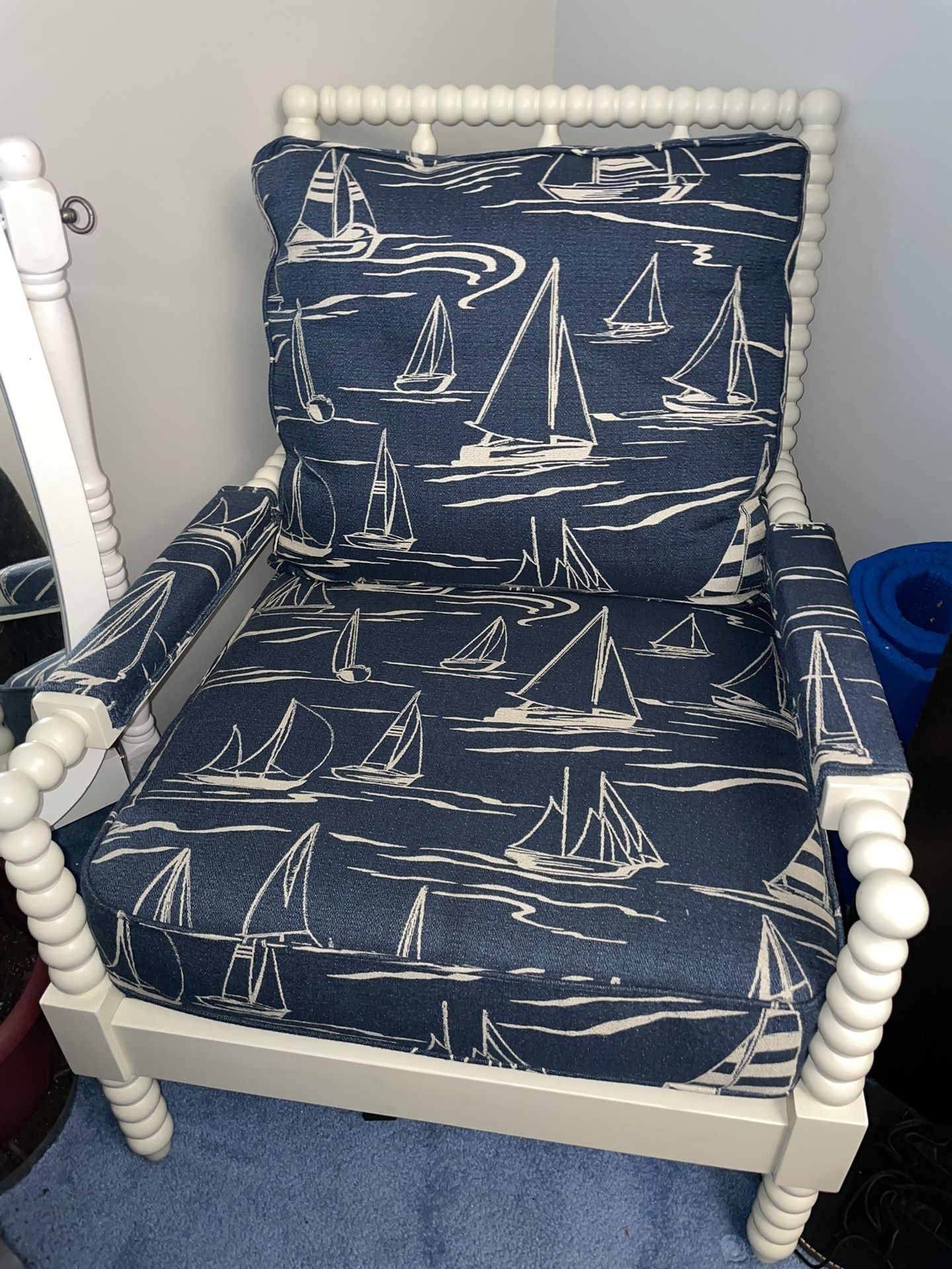 Decretive Chair