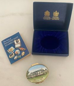 Brand new in box Halcyon Days Enamels Pasadena Tournament of Roses Trinket Box – 2nd Edition of an Annual Series.  Rose bowl