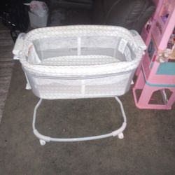 Bassinet 